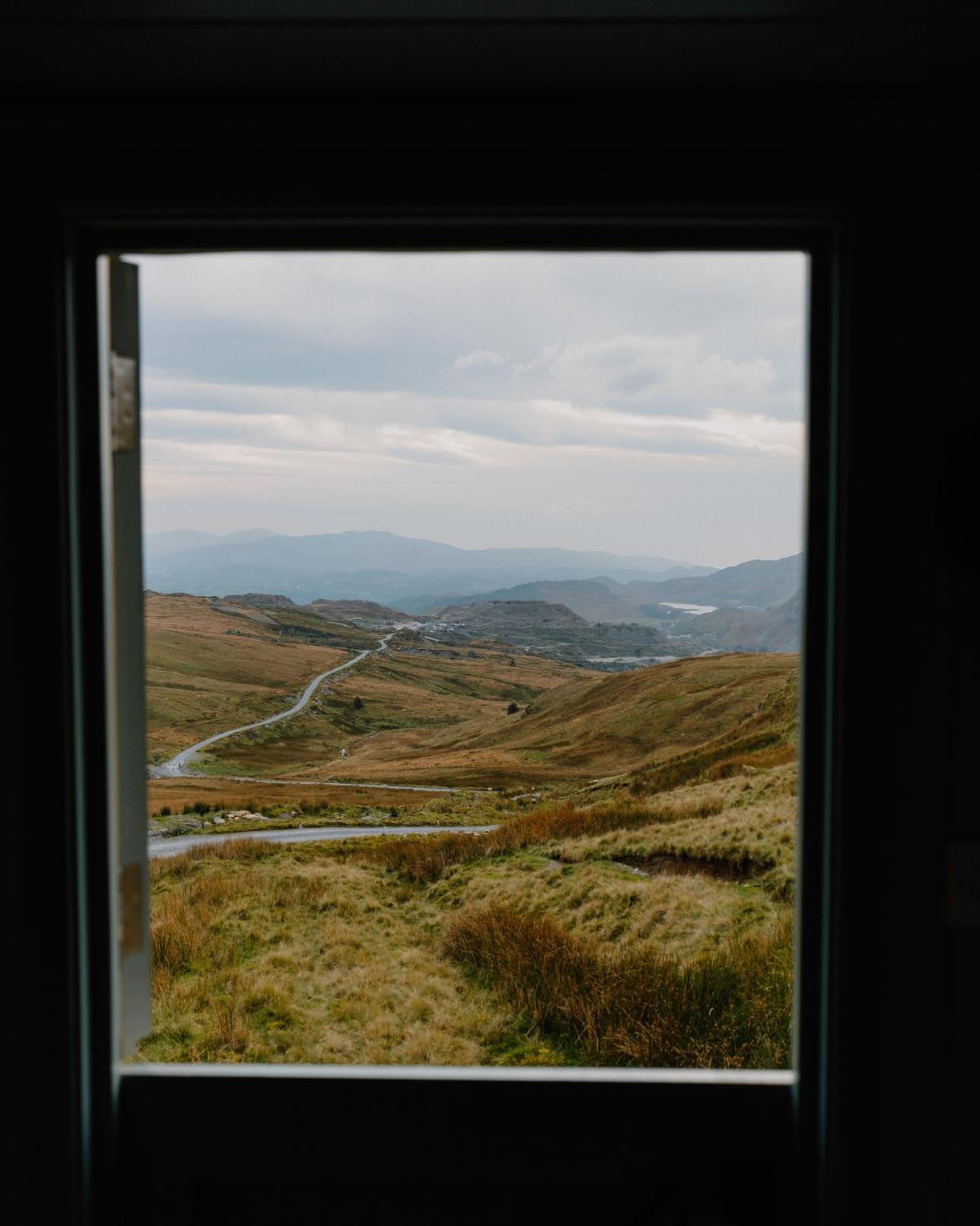 Hotel Barlwyd Glamping Blaenau Ffestiniog Esterno foto